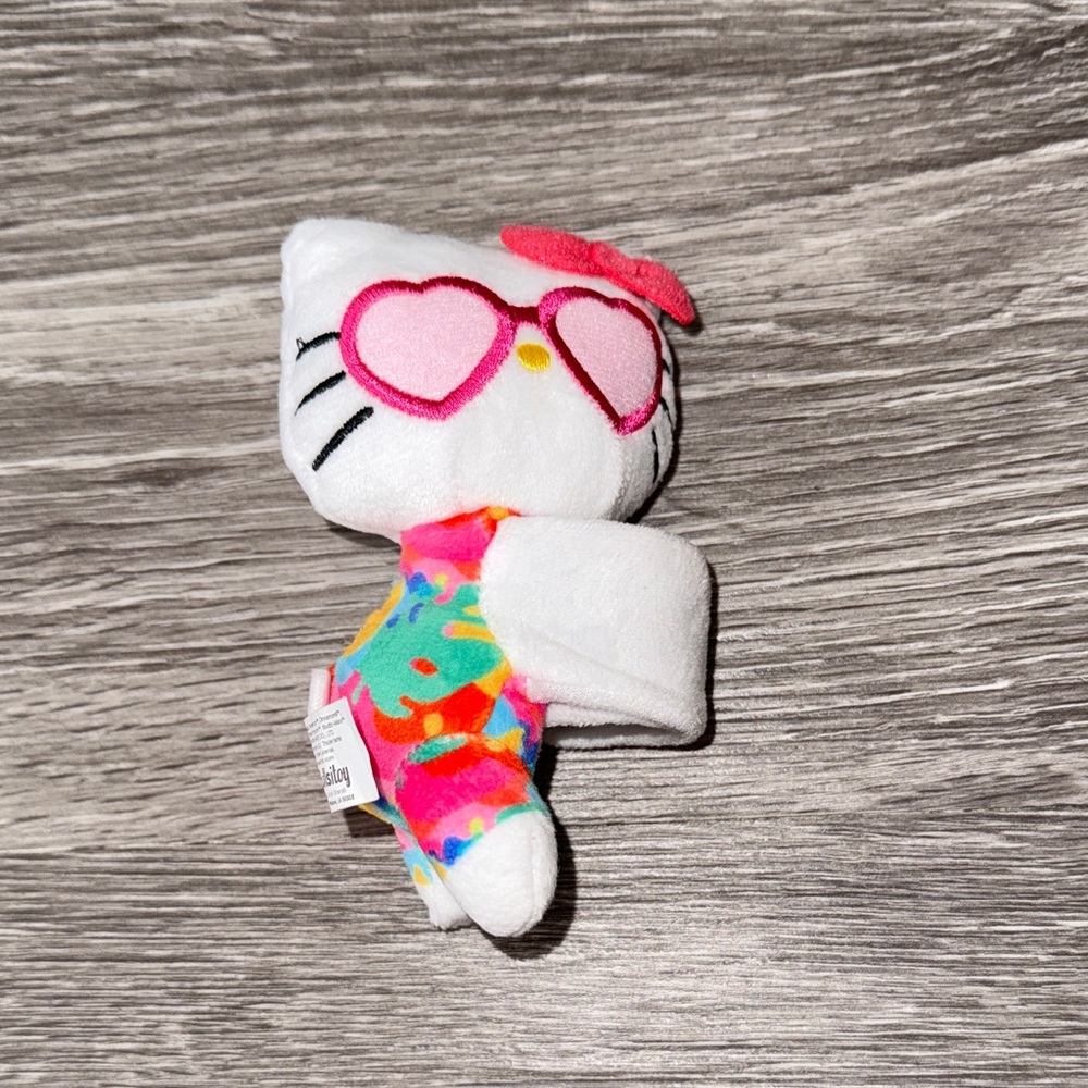 Hello Kitty Cutie Cuff